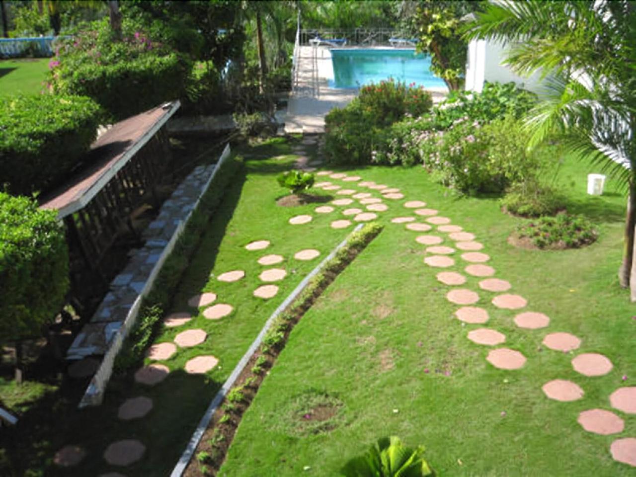 Paradise Brandon Hill Guest House Montego Bay Exterior photo