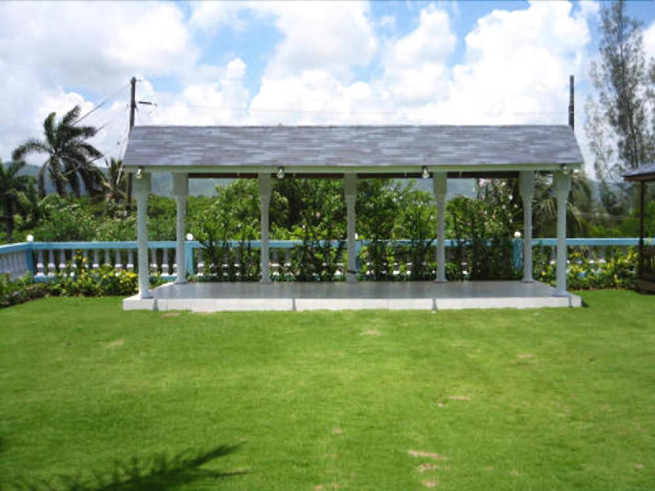 Paradise Brandon Hill Guest House Montego Bay Exterior photo